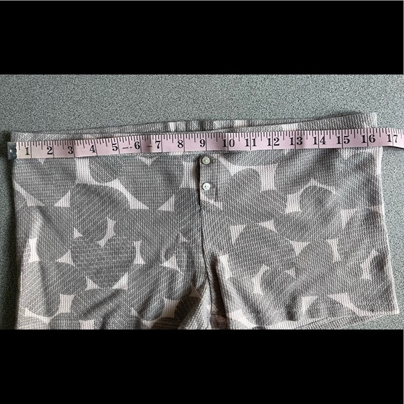 Aerie Heart Print Lounge/Sleep Shirts Size Large - Picture 6 of 8